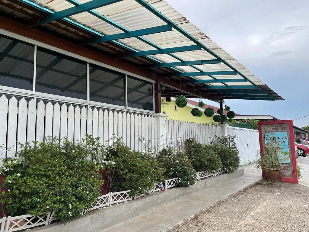 Homestay Kasih Alza -Ada 2 Unit - View Sawah Padi , Private Pool -Prefer Direct Booking- Malacca