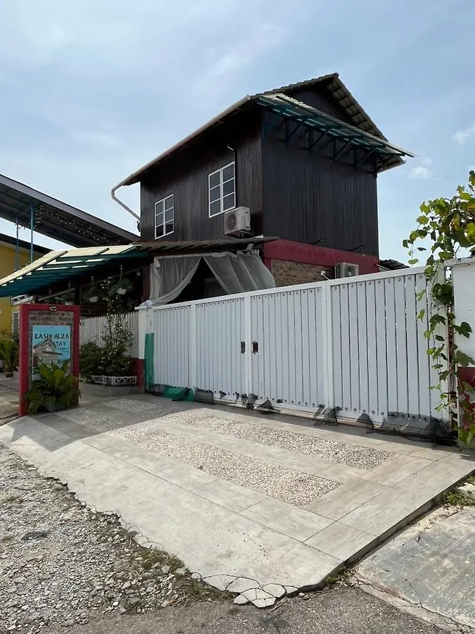 Homestay Kasih Alza -Ada 2 Unit - View Sawah Padi , Private Pool -Prefer Direct Booking- Malacca 0*,