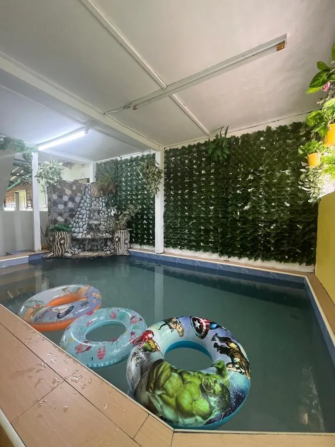 Semesterbostad Homestay Kasih Alza -Ada 2 Unit - View Sawah Padi , Private Pool -Prefer Direct Booking- Malacca Malaysia